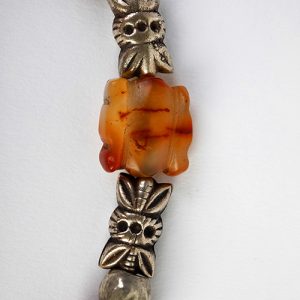 Carnelian beads. Fine sterling pendant with inset carnelian, mixed old silver spacers, bow shaped Thai silver and carved square carnelian silver slosure with sterling S hook - Image 3