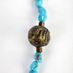 Antique Japanese  Carved owl, turquoise nugget beads, gilded lacquer beads, copper spacers with old sterling hook closure - Image 3
