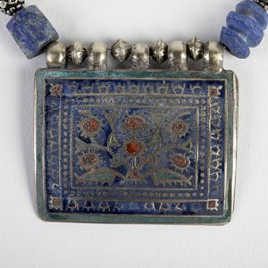 Moroccan enamel inlaid pendant focal, carved antique lapis beads, paired old  sterling spacers, sterling hook clsoure - Image 2