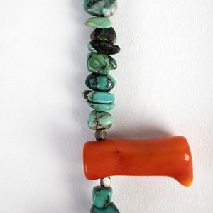 Coral large tubular beads, turquoise nugget and chip beads, Choker size, Sterling ring closure - Image 3