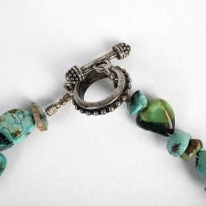 Coral large tubular beads, turquoise nugget and chip beads, Choker size, Sterling ring closure - Image 4