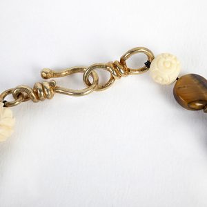 Jade Chinese scrab beetle focal, mixed tiger eye, agate and carved bone beads, gilded spacers and hook closure - Image 4